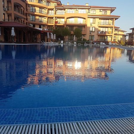 Private Apartment In Star Dreams Complex Sveti Vlas Exterior foto