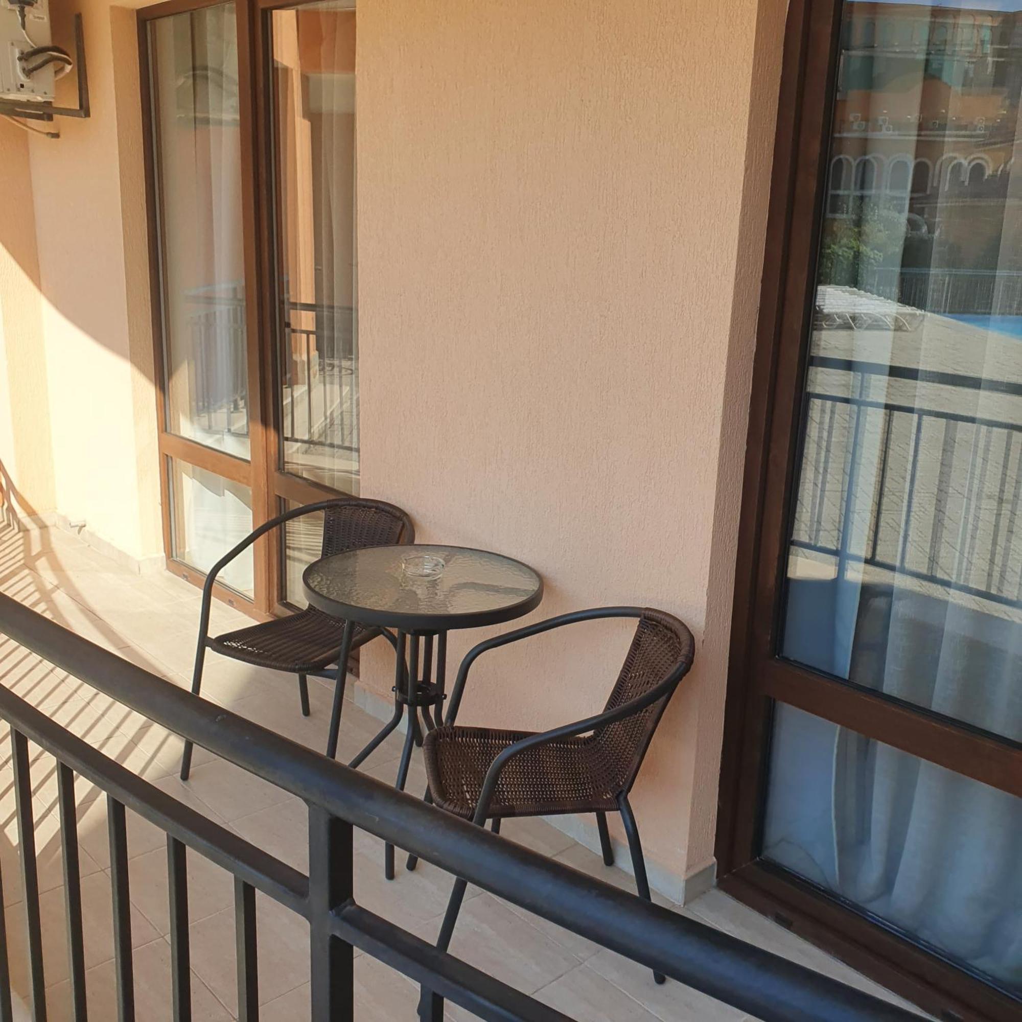 Private Apartment In Star Dreams Complex Sveti Vlas Exterior foto